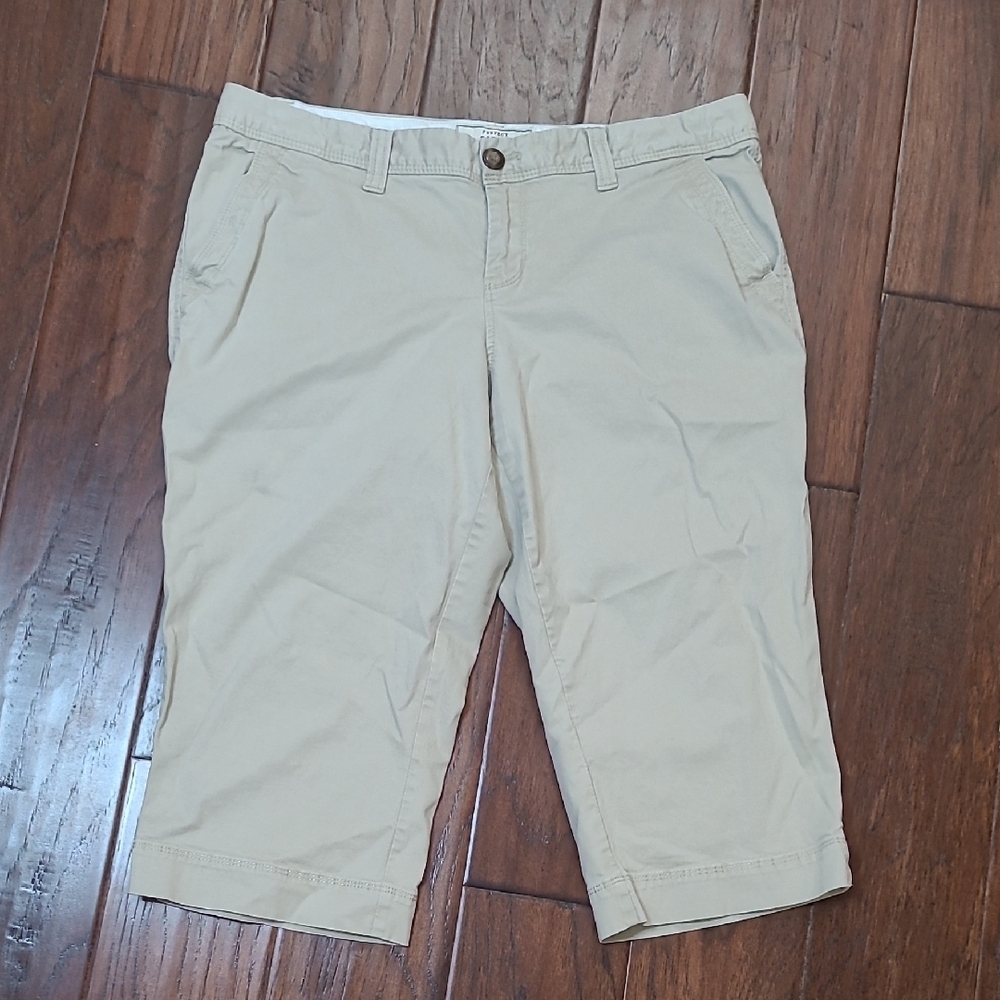 Old Navy Khaki Perfect Capris size 12